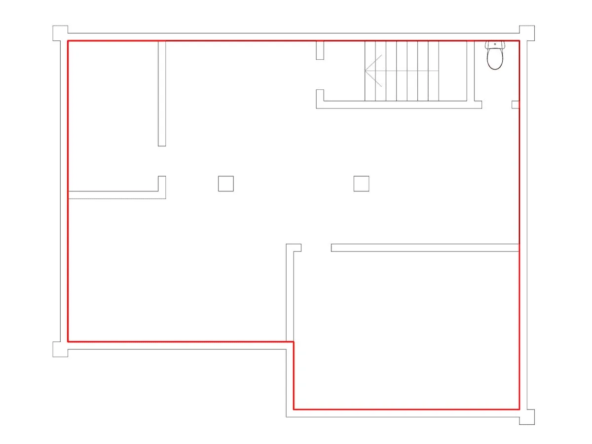 Plan of a floor with the gross internal area outlined in red